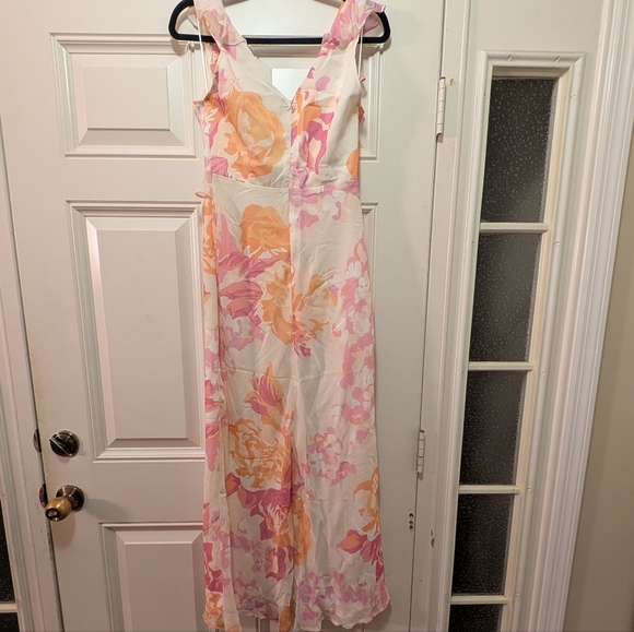 Petal & Pup Kaori Midi Dress - 4 - Picture 2 of 9